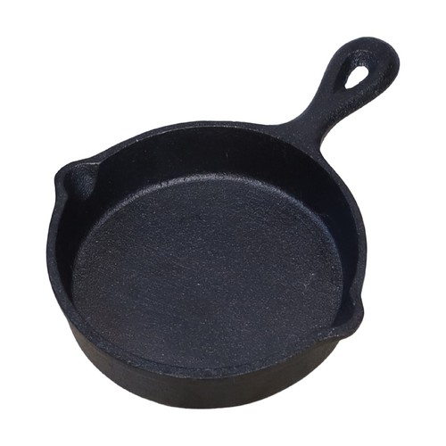 Cast iron skillet frying pan - iron,